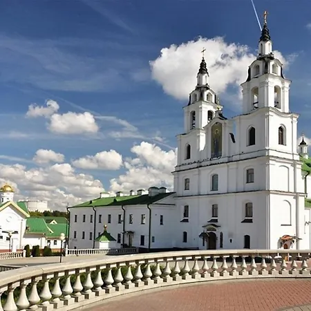 Aparthotel Luxe Apartcomplex Nemiga исторический центр - *